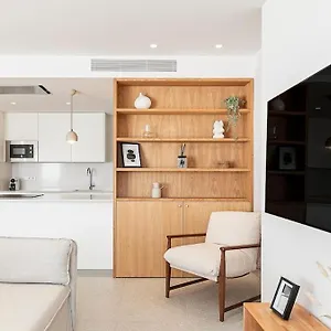 Penthouse With Terrace Near Gran Via And Camp Nou Apartment