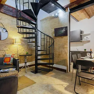 New Listing Duplex Near The Barceloneta