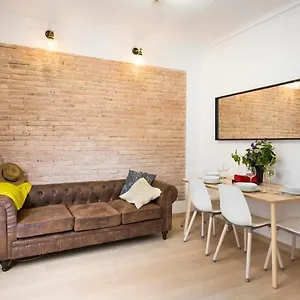 Eduardo Apartament Barcelona