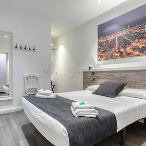 Hotel Bedmates 2*