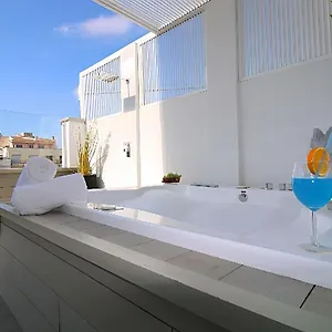 Incredible Penthouse With Jacuzzi In The Center, Unique In The Area Apartment *