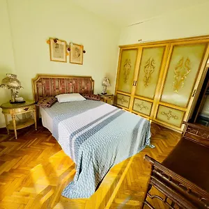 Kwatera prywatna Your Second In With Private And Private Bathroom Close To Montjuic, Pl Espana, La Rambla, Ferry Port