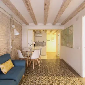 Revamped Historic 3 In Center * Barcelona