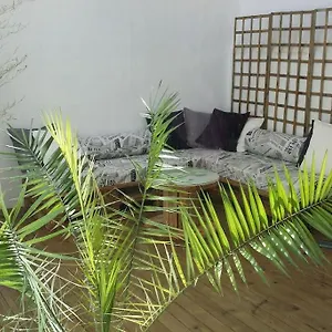 Roos, Design Loft Near The Sea. Apartament Barcelona