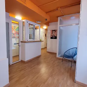 Arc House Gracia Hostel Barcelona