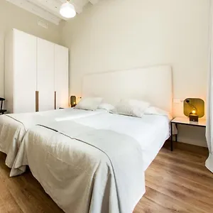Bright And Modern 4bedroom With Terrace In Ramblas P1 * Barcelona