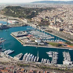 Spacious Yacht Center 5 Botel *