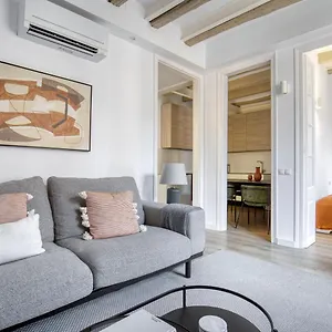 Apartament Blueground Sarria Nr Old Town Bcn-103