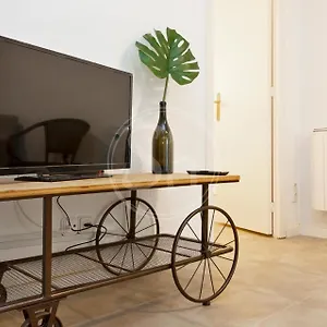 Apartment Dos En Gracia Barcelona
