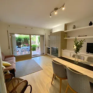 Mediterranean Escape Apartment *
