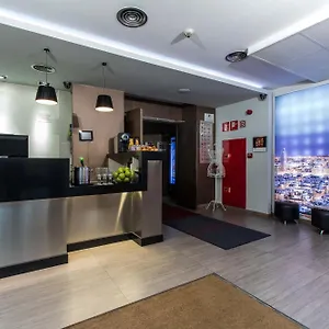 Leonardo Boutique Sagrada Familia 3* Barcelona