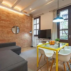 Ola Living Batllo Apartment