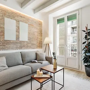 Ebre - 1 Bedroom And Balcony In Eixampre Esquerre Apartment Barcelona