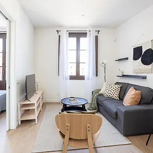 Apartment Modern 1 Bedroom Near Drassanes *