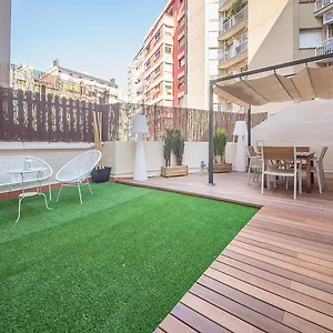 4 En Calle Rosello Stylish