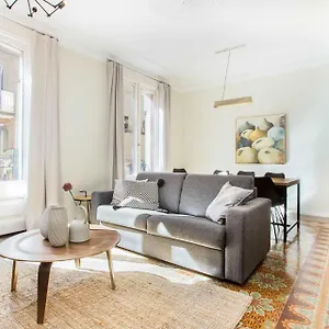 아파트 4bedroom With Balcony In Ramblas 1 1 바르셀로나