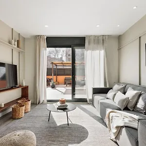 Montsia - 3 Bedrooms And A Terrace In Les Corts Apartamento