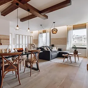 Priego - 2 Bedroom In Eixample Dreta Appartement *