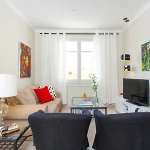 Always - Sagrada Familia Apartment *