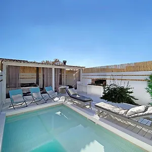 Quartz Сasa de vacaciones Barcelona