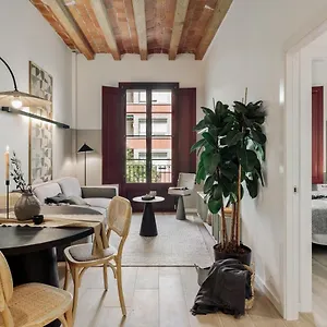 Castell - 2 Bedrooms And Balcony In Sant Antoni Apartment Barcelona