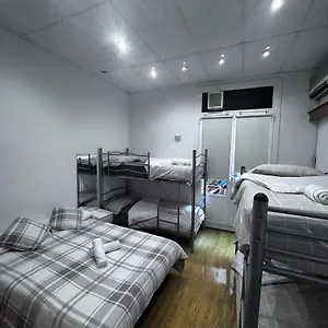 Pensión Catapor Familias Barcelona