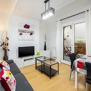 Cozy Terrace In Eixample * Barcelona