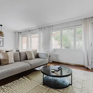 Blueground Pedralbes Pool Garden Ac Bcn-175 Apartamento *