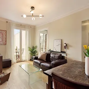 Enjoy Apartments Donna Apartment Barcelona