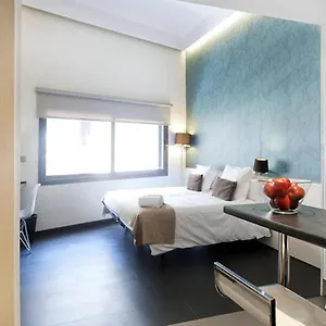 Barcelona Fifteen Central Aparthotel