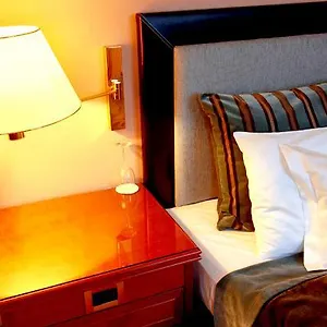 Sagrada Familia Rosalia De Castro Padilla Inh 22894 Hotel 3*