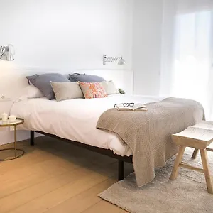 Friendly Rentals Gran Via *