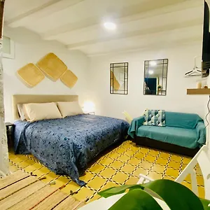 Apartament 112 Santa Caterina In Barcelona