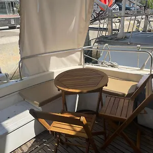 Botel Barco El Marques Sant Adrià de Besòs