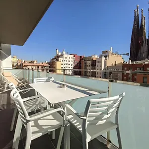 Luxury Argos Hotel *
