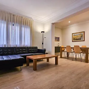 Classbedroom Park Gueell Apartament