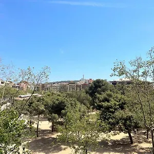 Muy Luminoso Frente A Parque Joan Miro * Barcelona