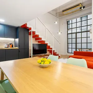 Quiet Gem With Jacuzzi In The Center Apartament *