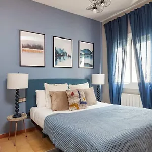 View Penthouse - 2 Bedroom * Barcelona