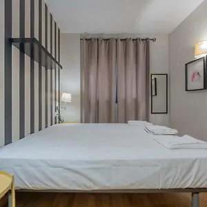 Apartment Modern And Bright In Eixample 5-2 Barcelona