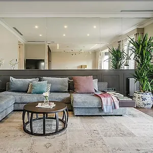 8 Guests Elegant Penthouse In *
