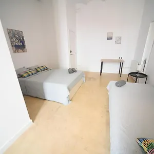 Close To Sagrada Familia Hostel