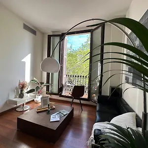 Cozy Place Picasso