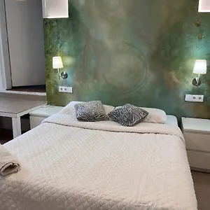 Pensjonat Habitacion Con Bano Privado En La Rambla *