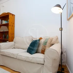 Cozy Near Sagrada Familia * Barcelona