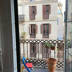 Habitacion Grande Y Luminosa En Las Ramblas דירה ברצלונה
