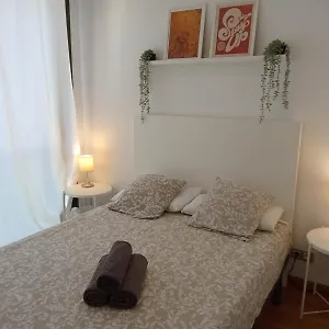 Hostel Private Near Las Ramblas Barcelona