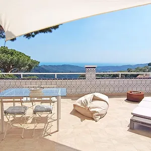 Villa Casa Blanca *