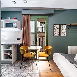 Ainb Born-dames Apartament