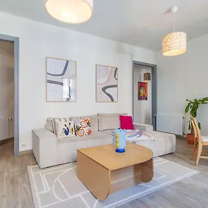 Guestready - Bright With Balcony דירה